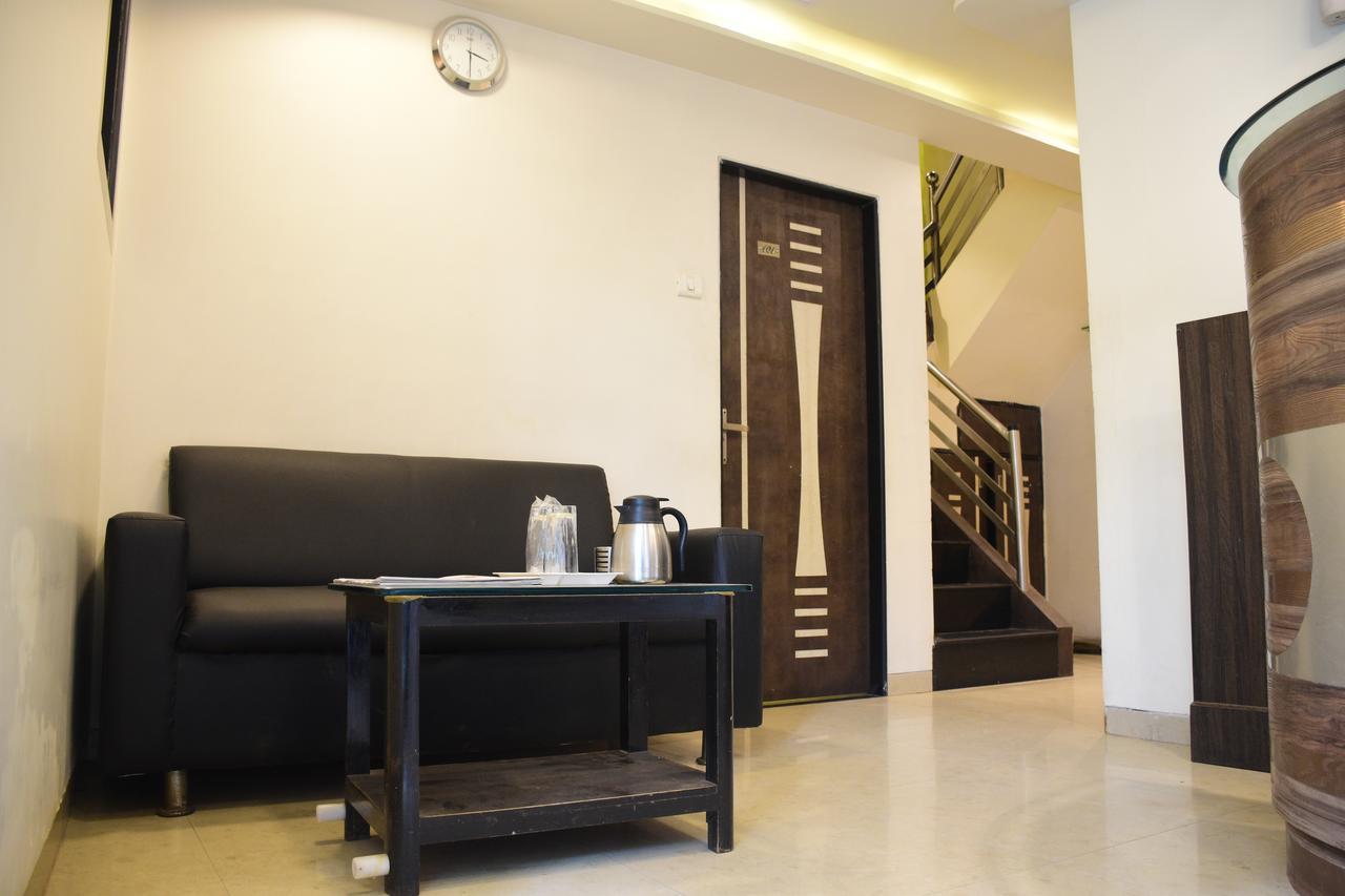 Hotel K.C Residency Βομβάη Εξωτερικό φωτογραφία