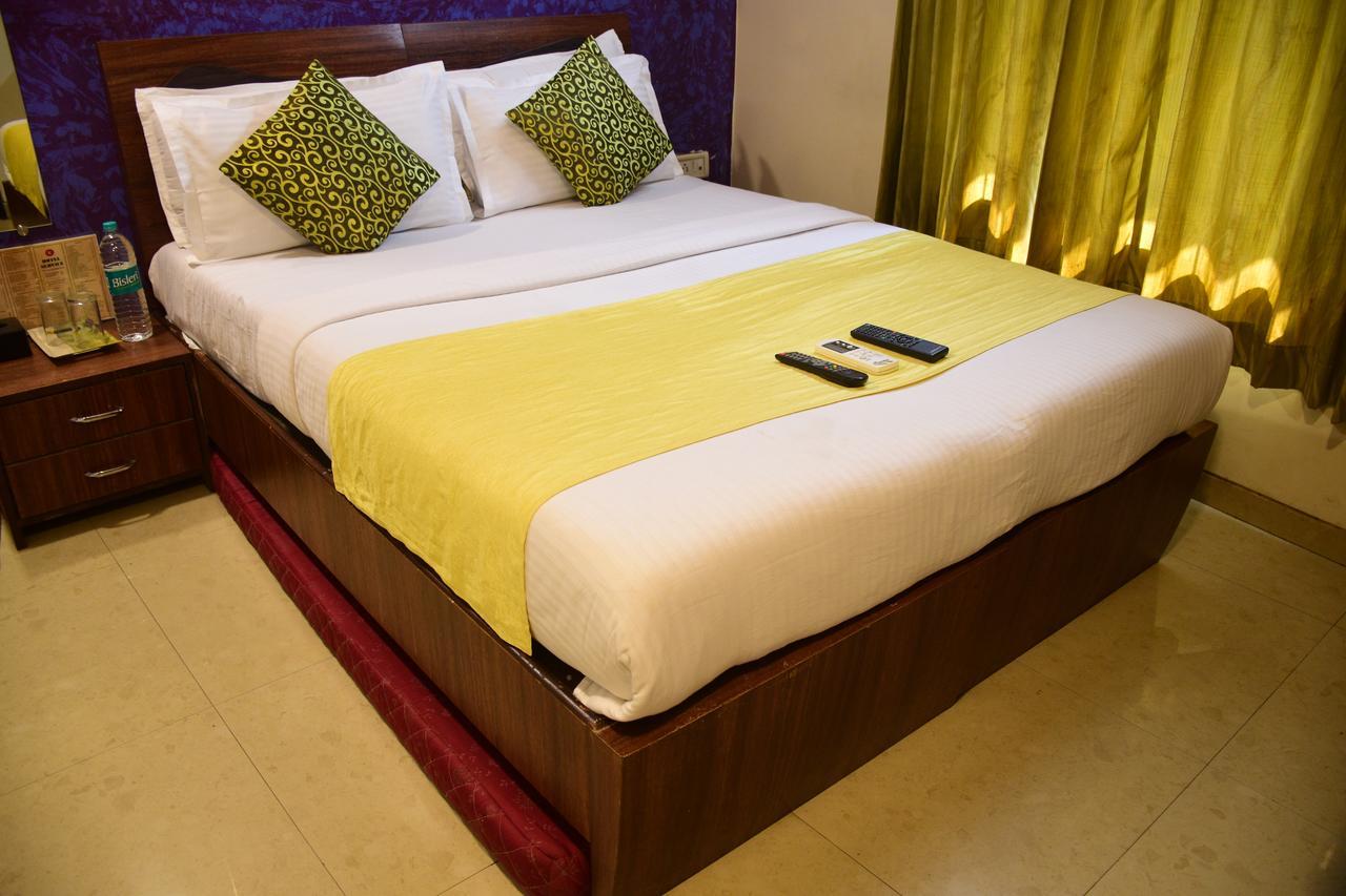 Hotel K.C Residency Βομβάη Εξωτερικό φωτογραφία