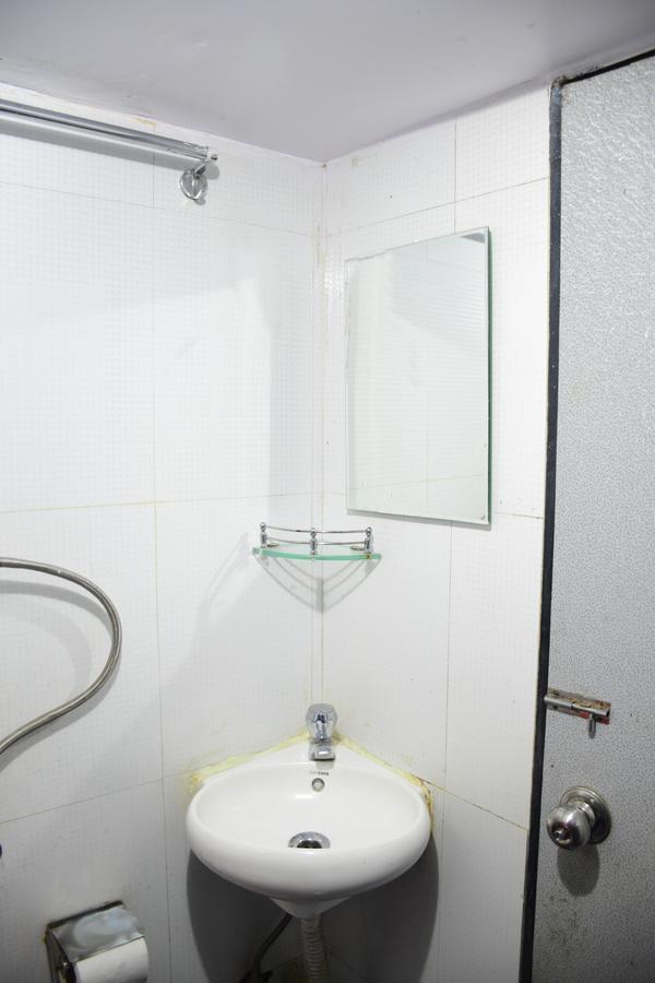 Hotel K.C Residency Βομβάη Εξωτερικό φωτογραφία